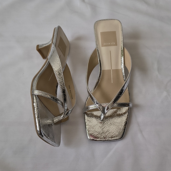 Dolce Vita Shoes - Dolce vita Brevel Heels Silver Distressed Leather size 6